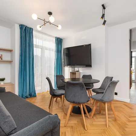Apartment 3 Bedroom Lipowa By Your Freedom